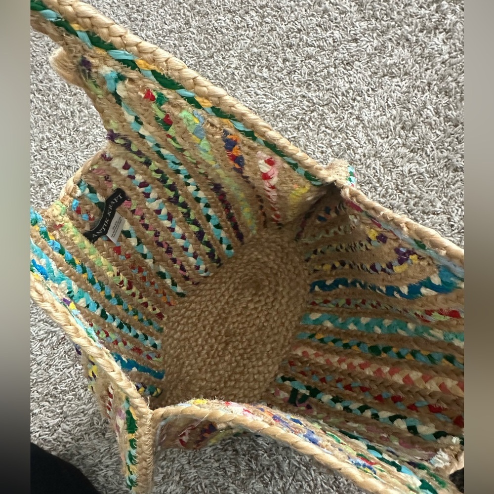 Antik Kraft -Ruhi Tote Multi colored Jute recycled cotton Round Bag - Picture 2 of 6